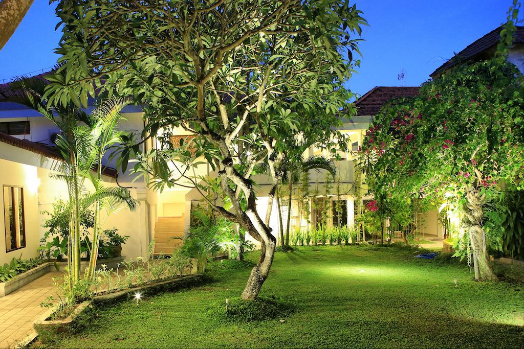 Patrisia Hotel Sanur  Exterior photo